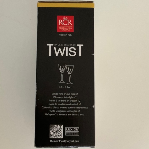 2 set of 2 glass wine glasses ( Total 4) - Picture 4 of 5